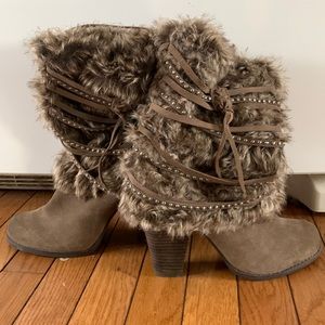 Naughty monkey Fur boots